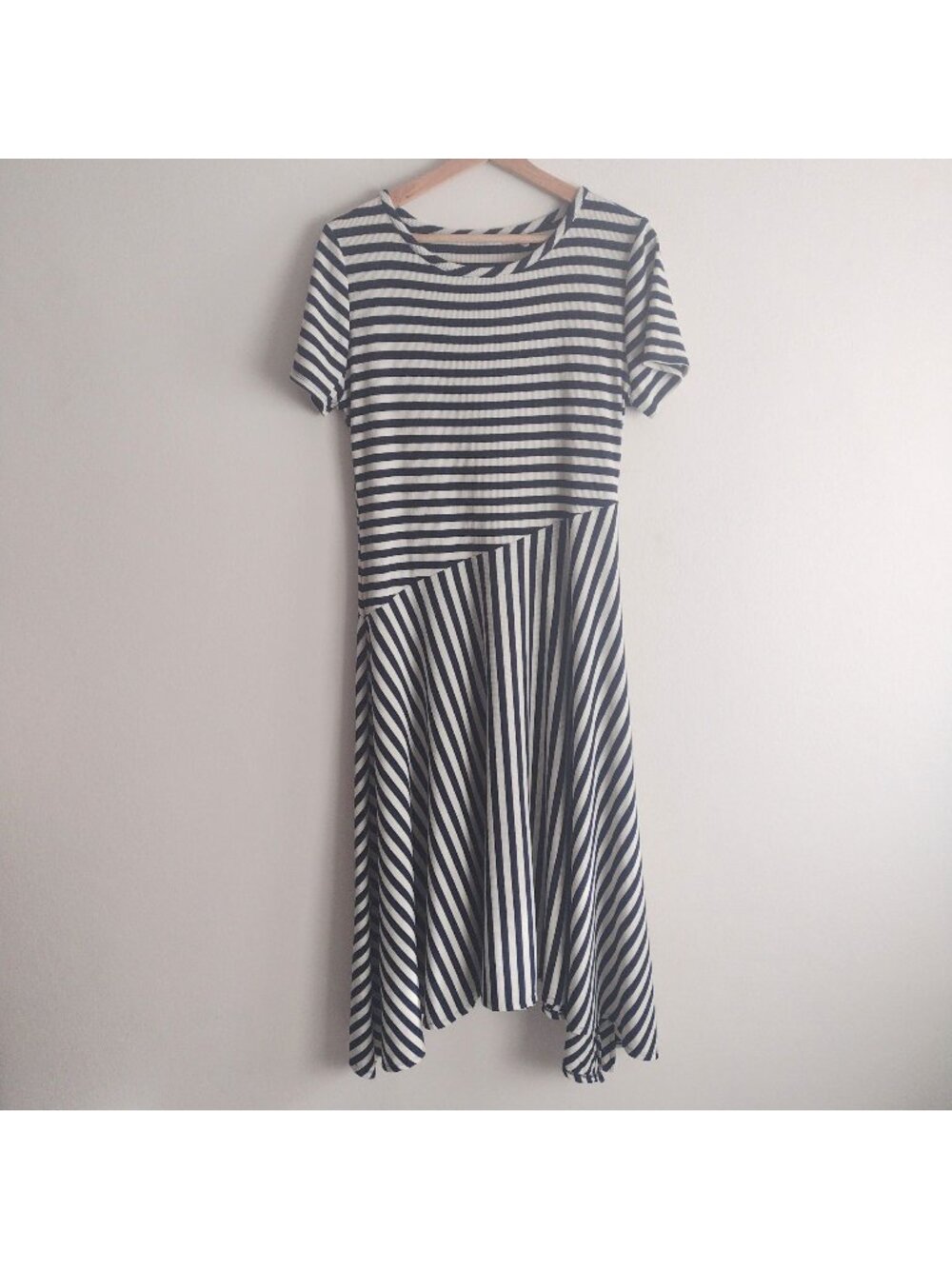 Soft Surroundings Marina Dress M Navy Blue Striped Asymmetrical Hem Midi